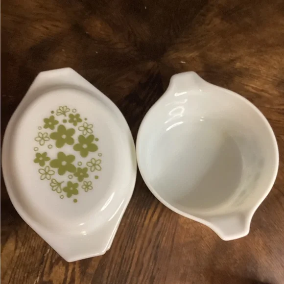 Pyrex Spring Blossom Crazy Daisy green/white casserole w/ lid & Bowl - Picture 4 of 5